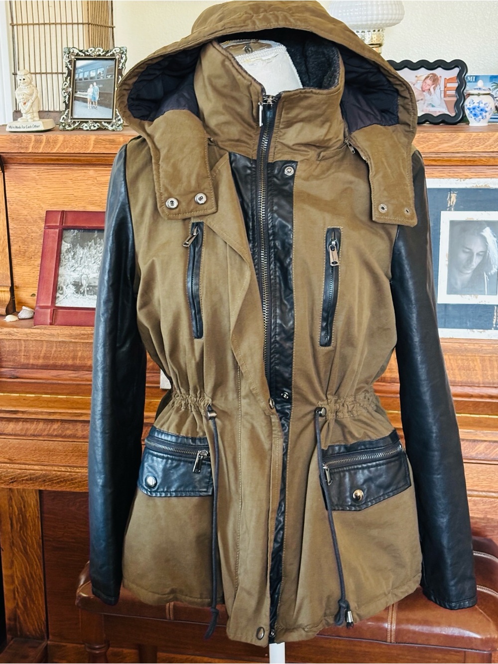 Forever 21 Y2k Utility Jacket Hooded Size M